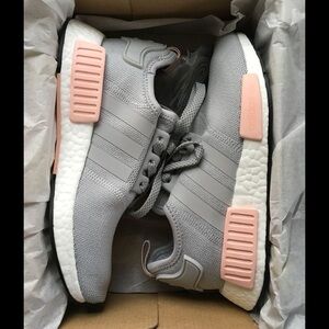 Adidas nmd pink grey